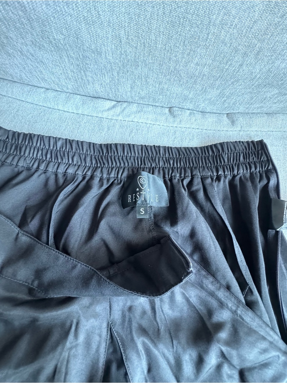 RESTYLE Black Midi Skirt with Elastic Waist - Small